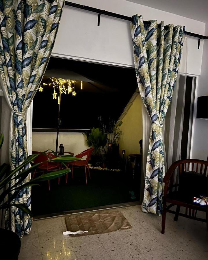 The Roomah Бентонг Экстерьер фото